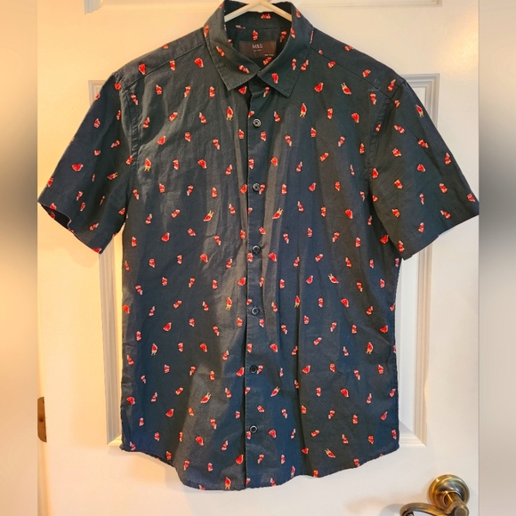 MENS SANTA CHRISTMAS SHIRT. M&S Size Small Dark Green with little Santa's. - Picture 3 of 5